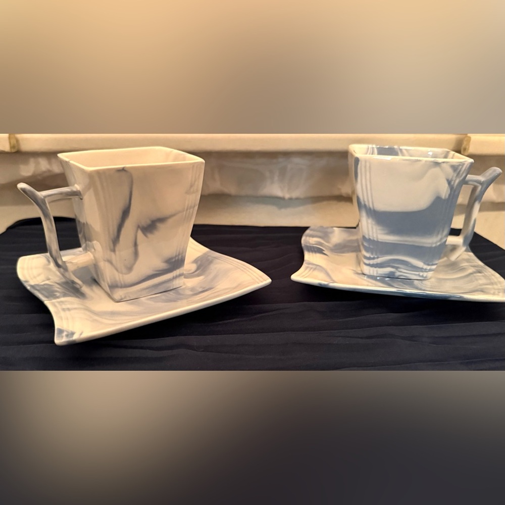 15 pcs Malacasa Porcelain Blue “Marble Wave” (6) Cups and (9) Saucers. 7.5oz